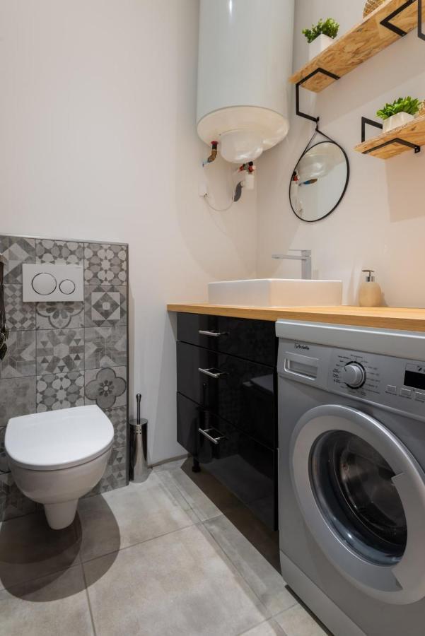 Latelier 2Br W Ac At 4 Min From The Beaches Of Old Nice Welkeys Exteriör bild